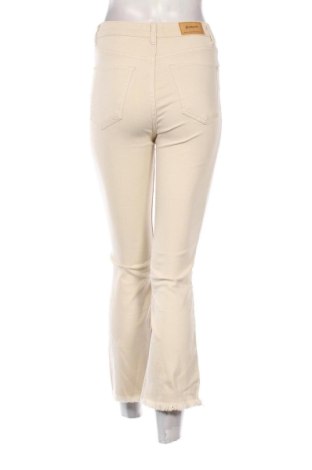 Damskie jeansy Stradivarius, Rozmiar S, Kolor Beżowy, Cena 80,38 zł