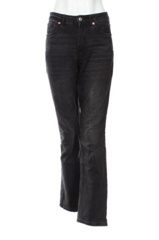 Damskie jeansy Stradivarius, Rozmiar S, Kolor Czarny, Cena 80,38 zł