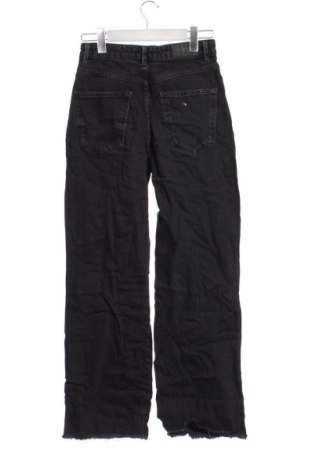Дамски дънки Stradivarius, Размер XS, Цвят Черен, Цена 15,33 €