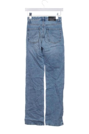 Blugi de femei Stradivarius, Mărime XXS, Culoare Albastru, Preț 91,99 Lei