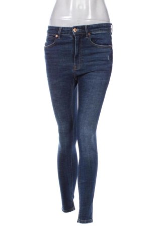 Damskie jeansy Stradivarius, Rozmiar S, Kolor Niebieski, Cena 123,99 zł