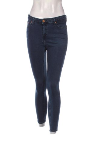 Γυναικείο Τζίν Tommy Jeans, Μέγεθος S, Χρώμα Μπλέ, Τιμή 45,00 €