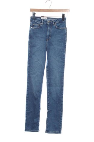 Blugi de femei Unbranded, Mărime XS, Culoare Albastru, Preț 91,99 Lei
