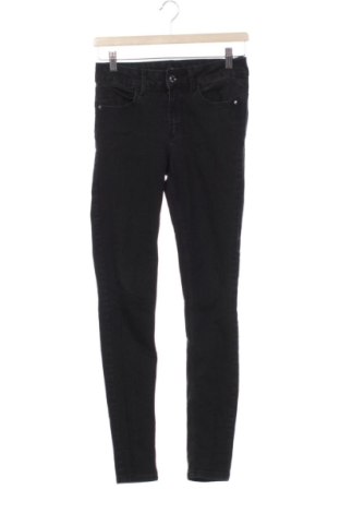 Damskie jeansy Vero Moda, Rozmiar M, Kolor Czarny, Cena 91,09 zł