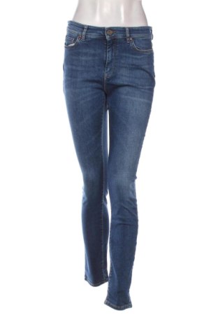 Női farmernadrág Weekend Max Mara, Méret M, Szín Kék, Ár 50 939 Ft, #136394289