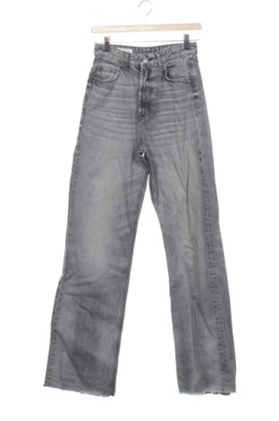 Damskie jeansy Zara, Rozmiar XS, Kolor Szary, Cena 75,02 zł
