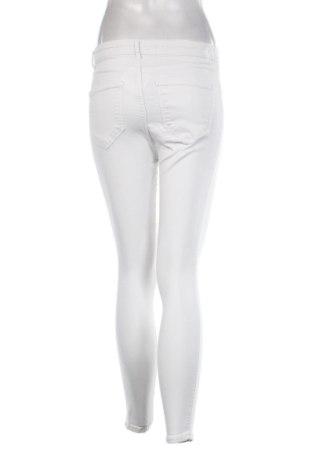 Damskie jeansy Zara, Rozmiar S, Kolor ecru, Cena 75,02 zł