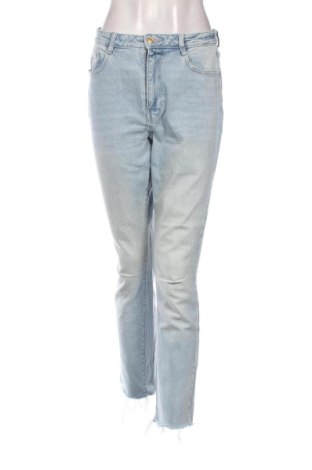 Damskie jeansy Zara, Rozmiar M, Kolor Niebieski, Cena 75,02 zł