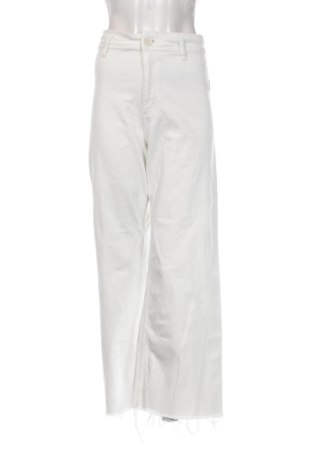 Damen Jeans Zara, Größe S, Farbe Weiß, Preis 11,43 €