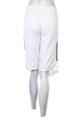 Pantaloni scurți de femei Adidas, Mărime L, Culoare Alb, Preț 90,67 Lei