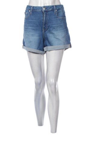 Pantaloni scurți de femei Calvin Klein Jeans, Mărime L, Culoare Albastru, Preț 127,99 Lei, #136372352