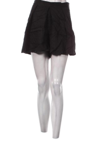 Damen Shorts Edited, Größe L, Farbe Schwarz, Preis 51,99 €