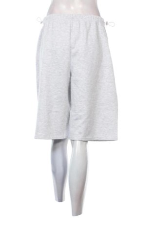 Damen Shorts Fb Sister, Größe M, Farbe Grau, Preis 8,02 €