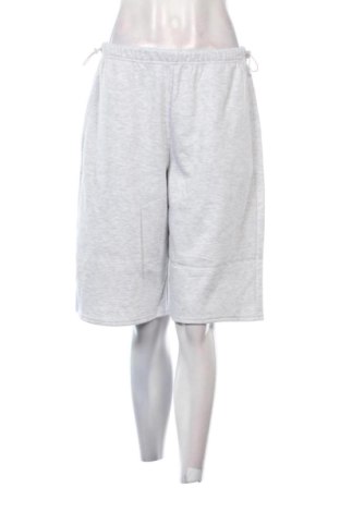 Damen Shorts Fb Sister, Größe M, Farbe Grau, Preis 8,06 €