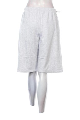 Damen Shorts Fb Sister, Größe S, Farbe Grau, Preis 8,20 €