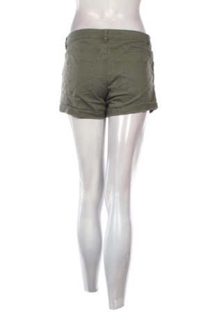 Damskie szorty H&M, Rozmiar M, Kolor Zielony, Cena 83,06 zł