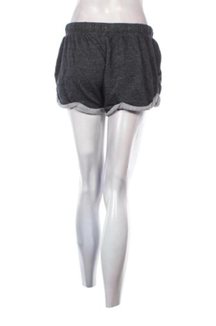 Damen Shorts H&M Divided, Größe M, Farbe Grau, Preis € 9,99