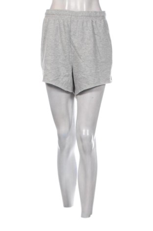 Dámske kraťasy  H&M Divided, Veľkosť XXL, Farba Sivá, Cena  11,95 €