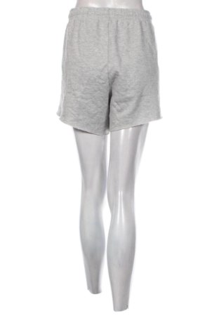 Dámske kraťasy  H&M Divided, Veľkosť XXL, Farba Sivá, Cena  11,95 €