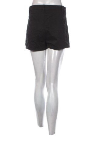 Dámské kraťasy  H&M Divided, Velikost M, Barva Černá, Cena  289,00 Kč