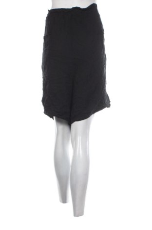 Pantaloni scurți de femei Kiabi, Mărime 4XL, Culoare Negru, Preț 60,99 Lei