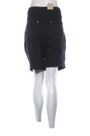 Pantaloni scurți de femei Kiabi, Mărime 3XL, Culoare Negru, Preț 98,99 Lei
