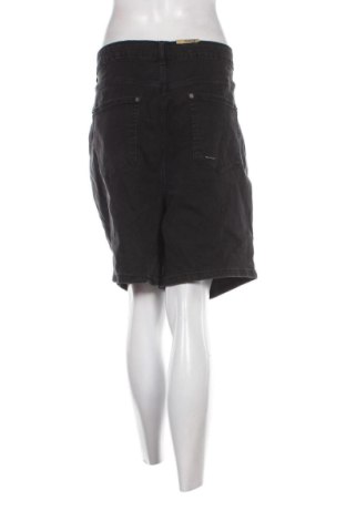 Pantaloni scurți de femei Kiabi, Mărime 3XL, Culoare Negru, Preț 98,99 Lei