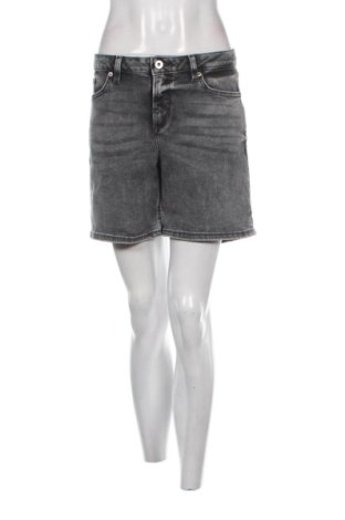Pantaloni scurți de femei Q/S by S.Oliver, Mărime M, Culoare Gri, Preț 107,99 Lei