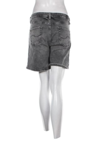 Pantaloni scurți de femei Q/S by S.Oliver, Mărime M, Culoare Gri, Preț 107,99 Lei