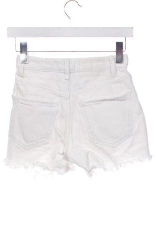 Pantaloni scurți de femei Sinsay, Mărime XXS, Culoare Alb, Preț 52,13 Lei