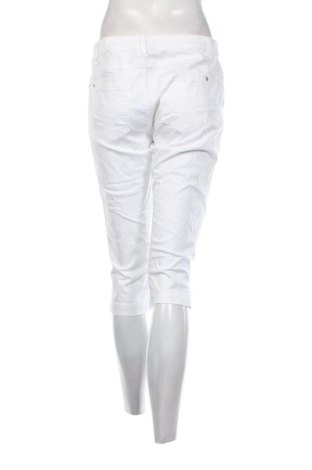 Дамски къс панталон Street One, Размер L, Цвят Бял, Цена 17,89 €