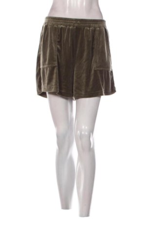 Pantaloni scurți de femei Sunday, Mărime L, Culoare Verde, Preț 60,99 Lei