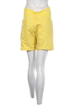 Pantaloni scurți de femei Unbranded, Mărime L, Culoare Galben, Preț 60,99 Lei