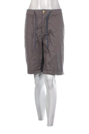 Дамски къс панталон Unbranded, Размер 3XL, Цвят Сив, Цена 10,22 €