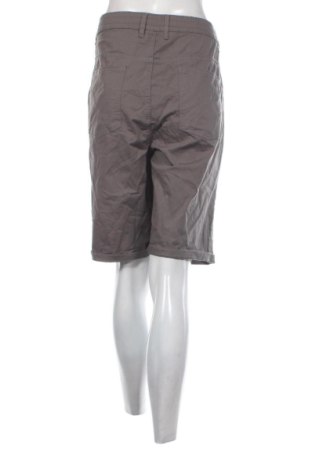Дамски къс панталон Unbranded, Размер 3XL, Цвят Сив, Цена 10,22 €