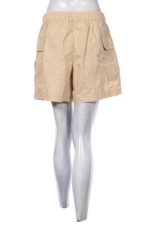 Дамски къс панталон Uniqlo, Размер L, Цвят Бежов, Цена 39,00 €