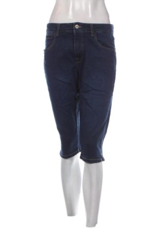 Дамски къс панталон Up 2 Fashion, Размер M, Цвят Син, Цена 10,22 €