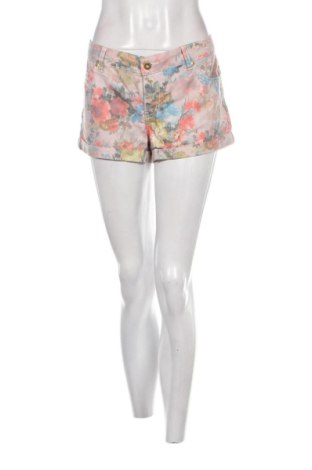 Pantaloni scurți de femei Vero Moda, Mărime L, Culoare Multicolor, Preț 63,99 Lei
