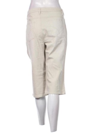Női rövidnadrág Yessica, Méret XL, Szín Bézs, Ár 4 949 Ft
