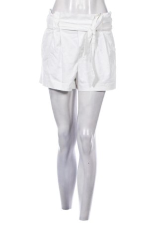 Pantaloni scurți de femei Zara, Mărime S, Culoare Alb, Preț 53,00 Lei