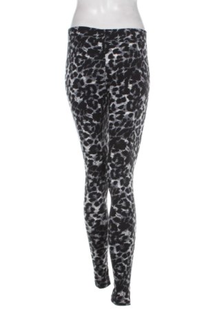 Dámské legíny  Urban Classics, Velikost S, Barva Vícebarevné, Cena  699,00 Kč