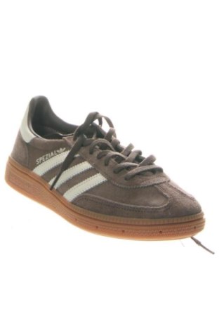 Дамски обувки Adidas, Размер 36, Цвят Кафяв, Цена 104,81 €