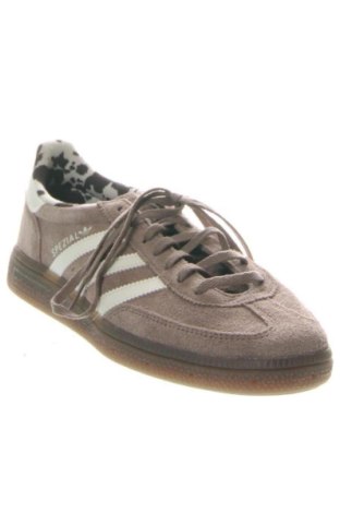 Дамски обувки Adidas Originals, Размер 39, Цвят Кафяв, Цена 104,81 €