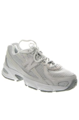 Дамски обувки New Balance, Размер 37, Цвят Сив, Цена 85,89 €
