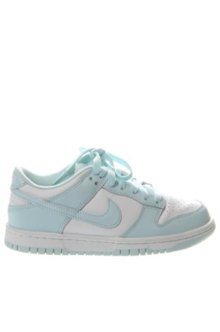Дамски обувки Nike, Размер 36, Цвят Многоцветен, Цена 70,55 €
