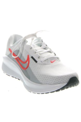 Дамски обувки Nike, Размер 40, Цвят Бял, Цена 104,81 €