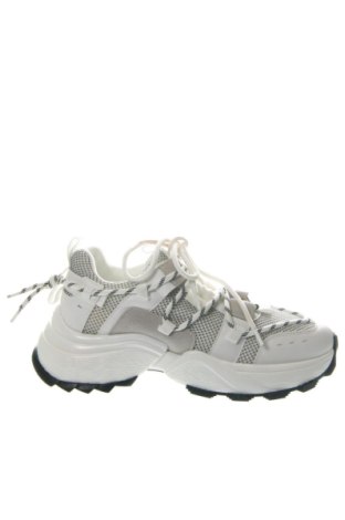 Дамски обувки Steve Madden, Размер 41, Цвят Бял, Цена 104,81 €