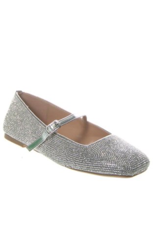 Дамски обувки Steve Madden, Размер 36, Цвят Сребрист, Цена 73,11 €