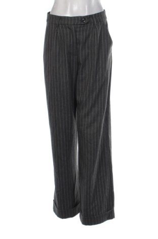 Damenhose Bershka, Größe M, Farbe Mehrfarbig, Preis 14,77 €