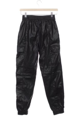 Damskie spodnie Bershka, Rozmiar XXS, Kolor Czarny, Cena 80,38 zł